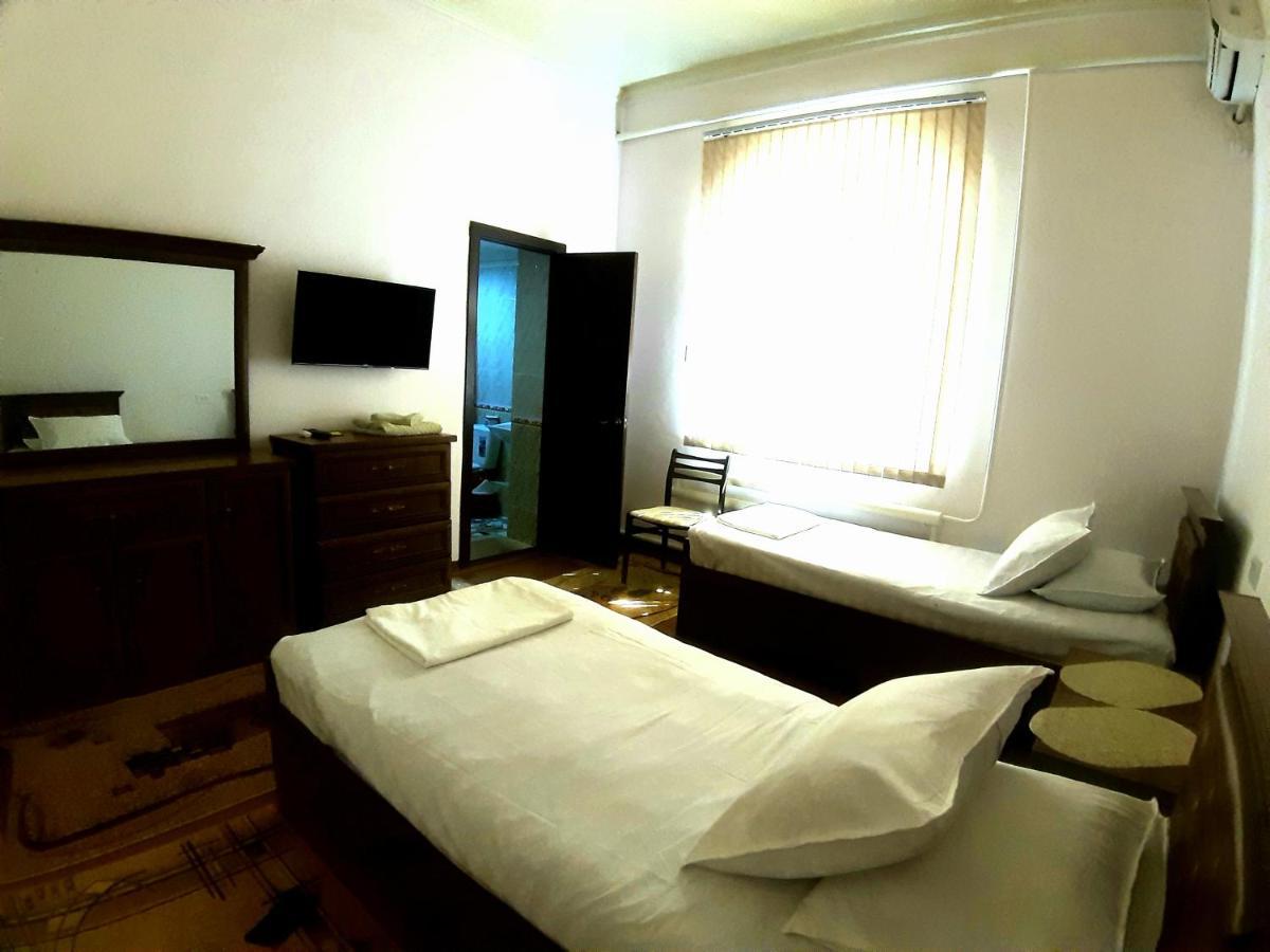 Khiva Indi Guest House ภายนอก รูปภาพ