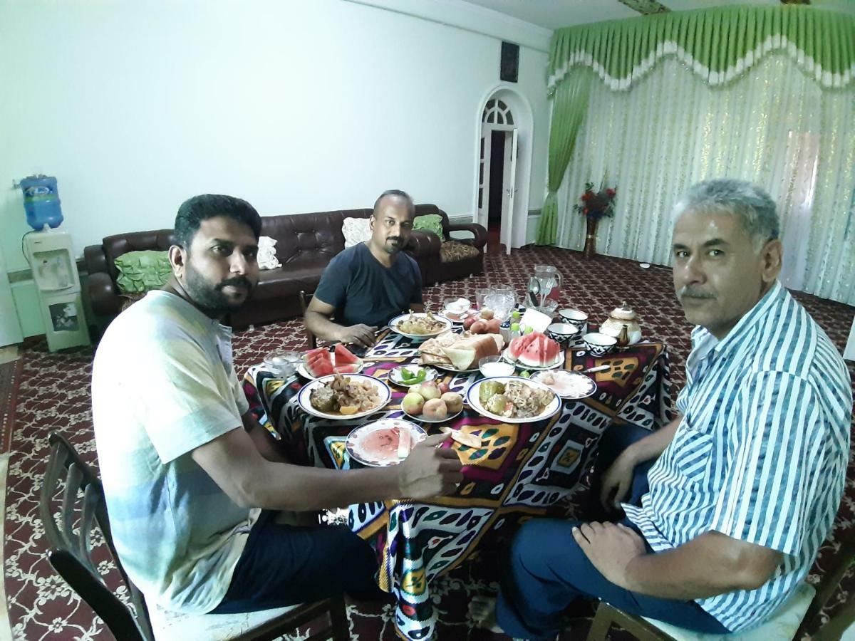 Khiva Indi Guest House ภายนอก รูปภาพ