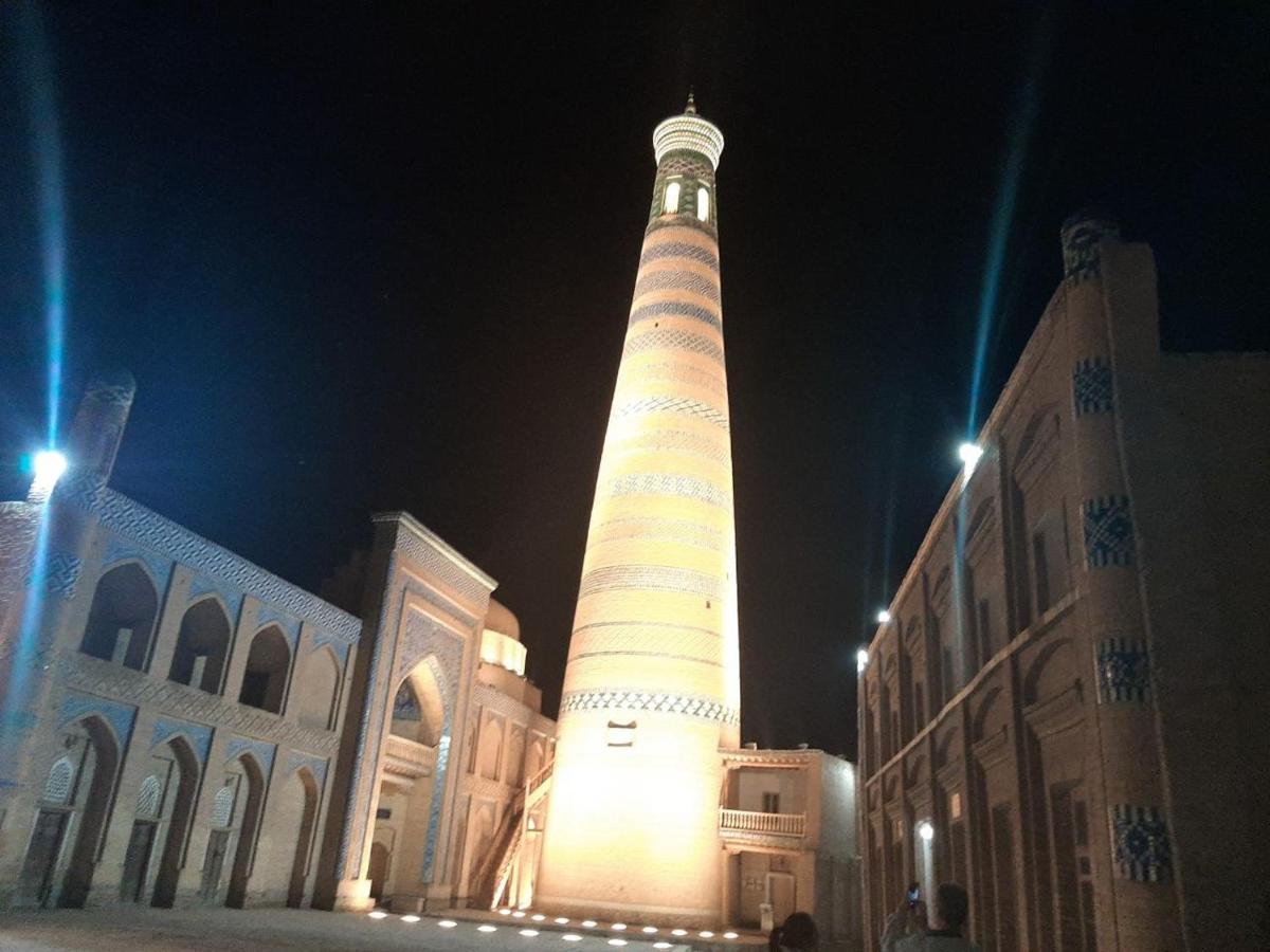 Khiva Indi Guest House ภายนอก รูปภาพ